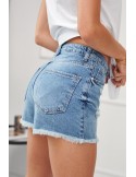 Kurze Jeansshorts mit Abschürfungen, blau 30080 – Online-Shop – Boutique